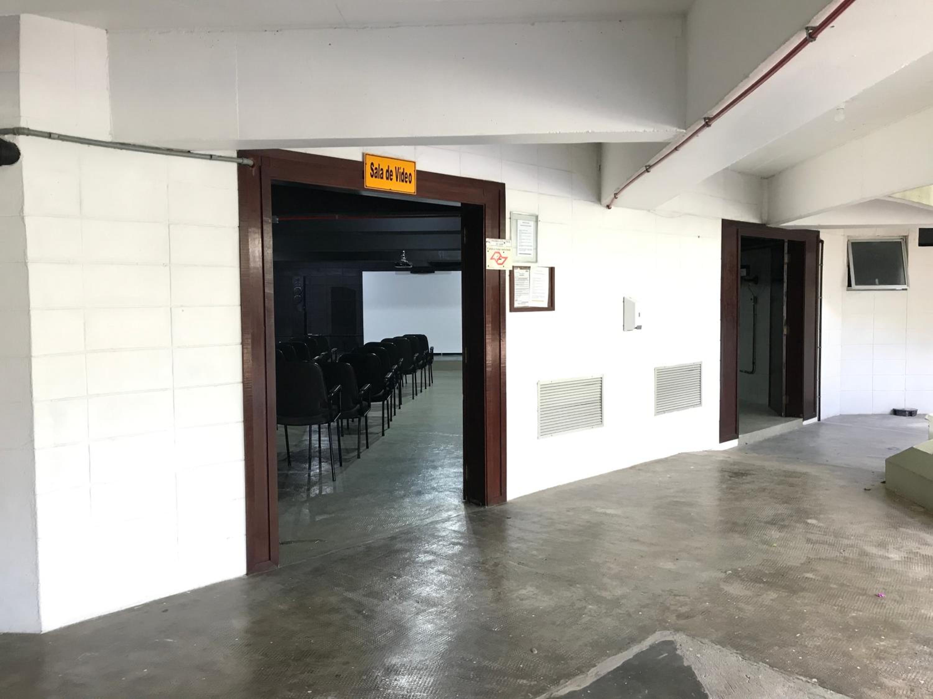 Locação Temporada - Condomínio Praia do Arpoador