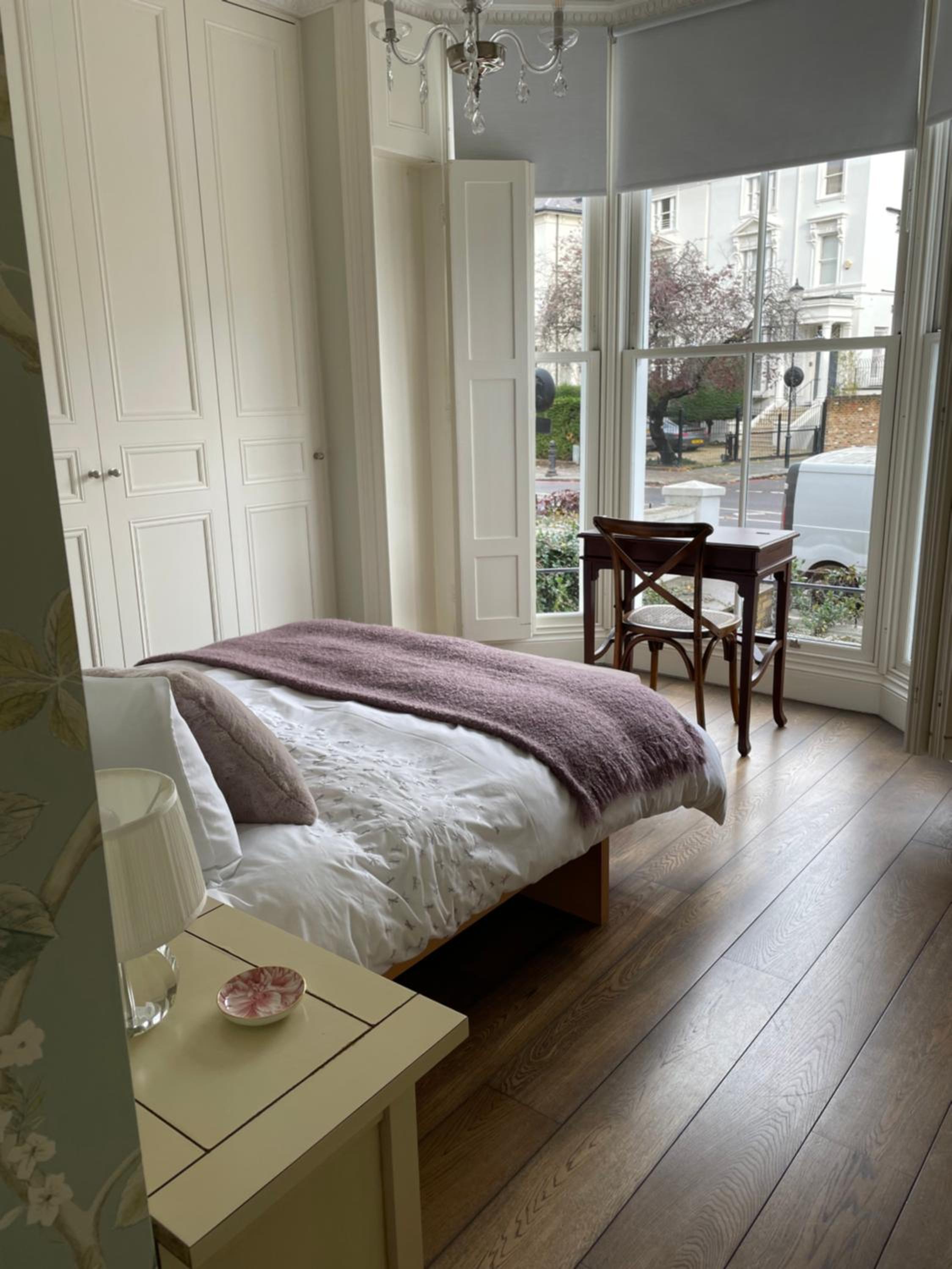 Stylish 3-bedroom flat in Kensington