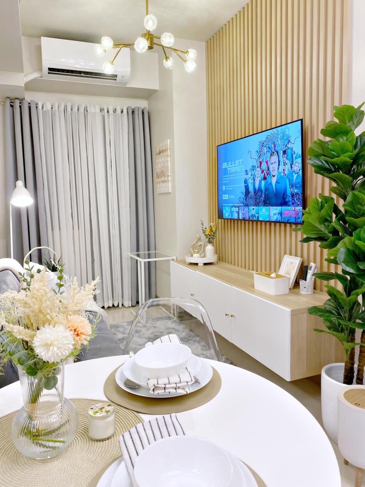 Suite De Padua at S Residences MOA view 5