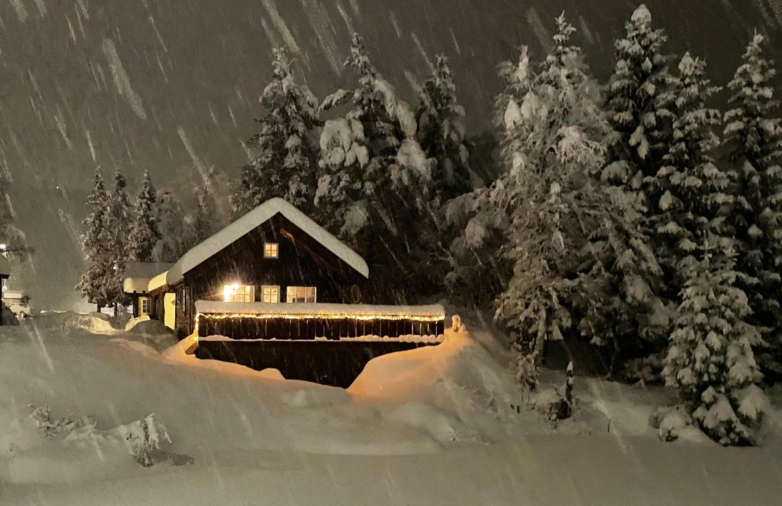 Holiday cottage with sauna close to Kjeragbolten-Bedding included