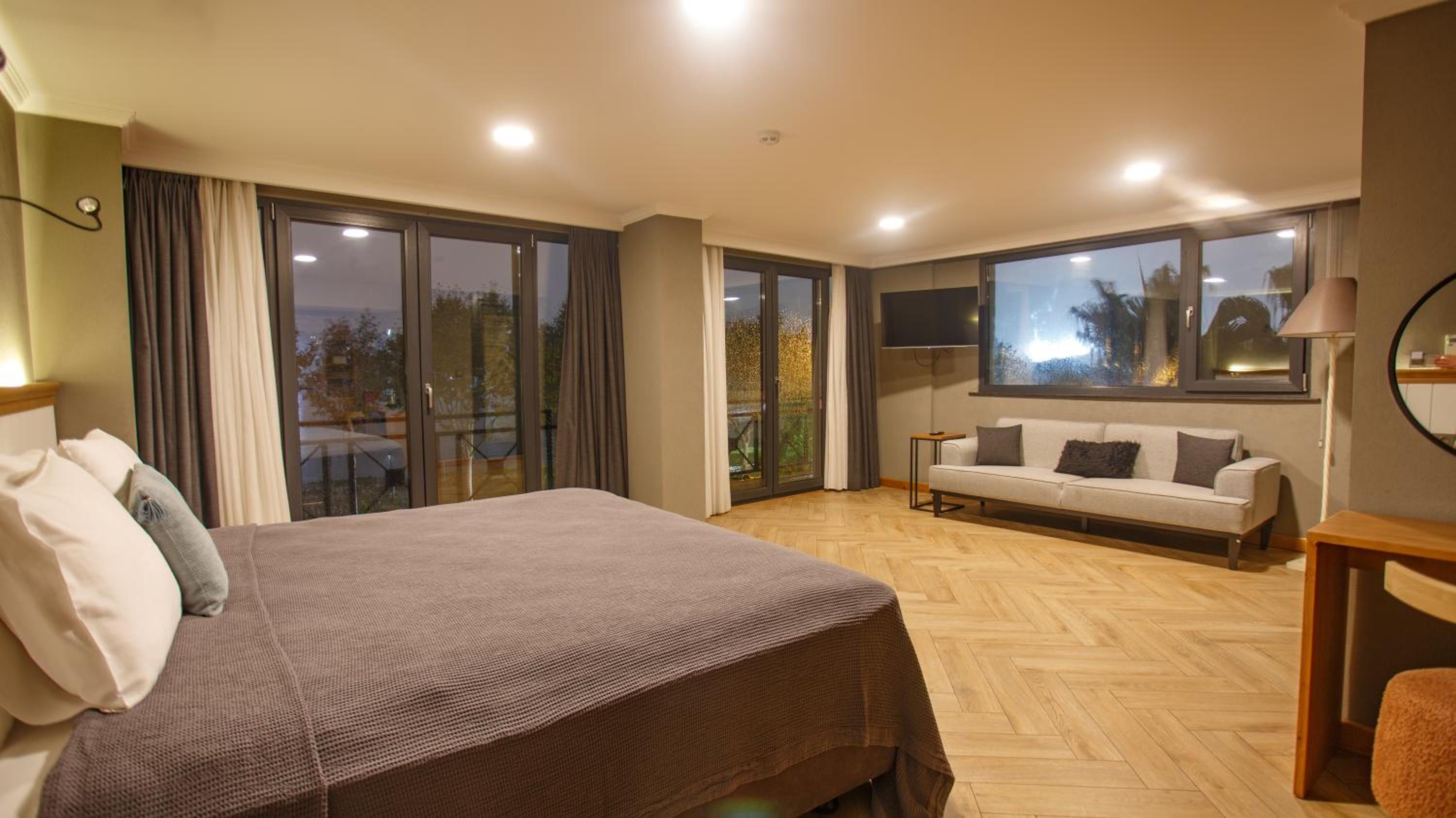 Petrion Otel - Image 83