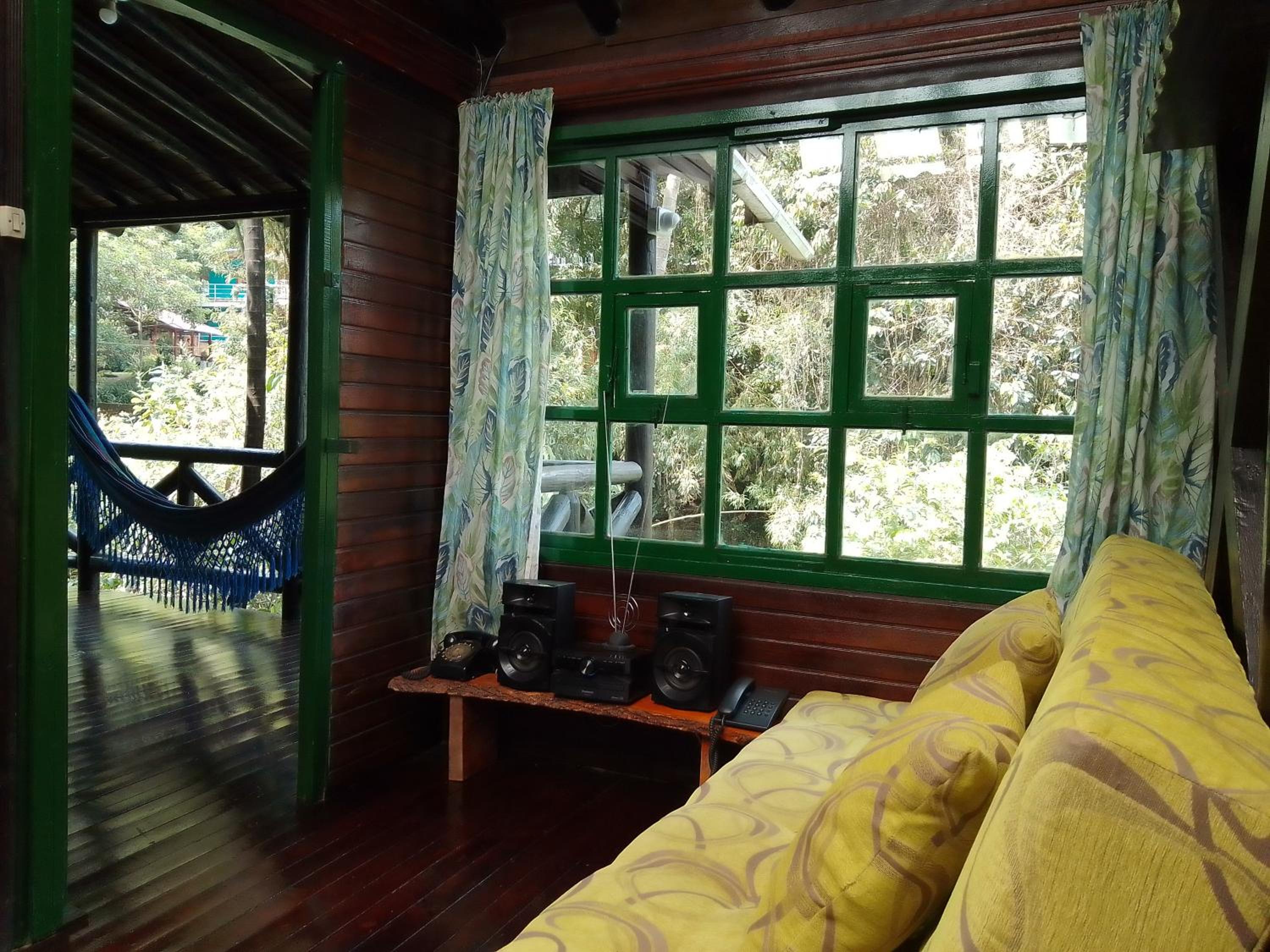 Chalet al lado del rio Pance