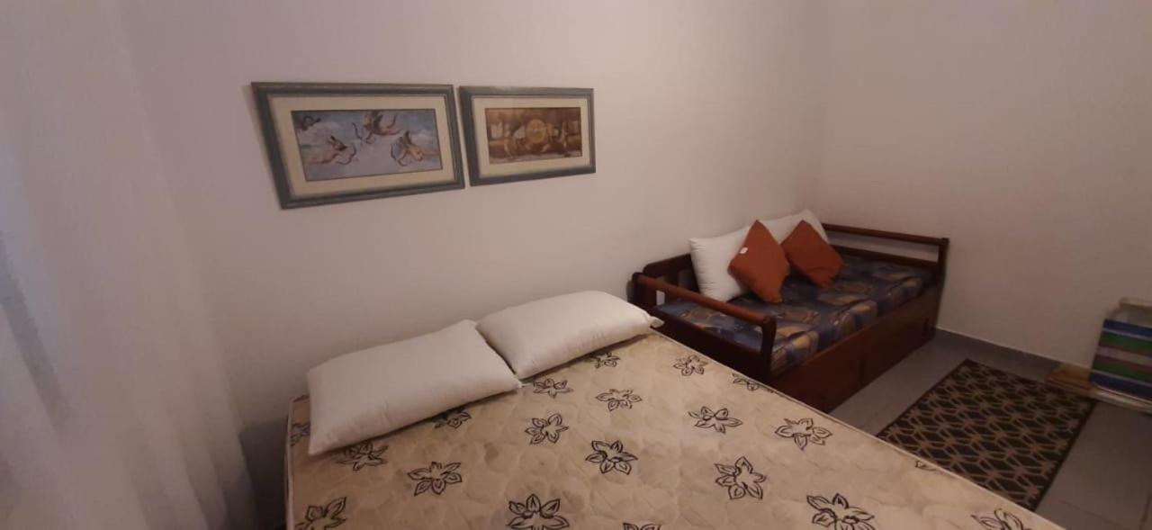 Condominio a Beira Mar em Ubatuba