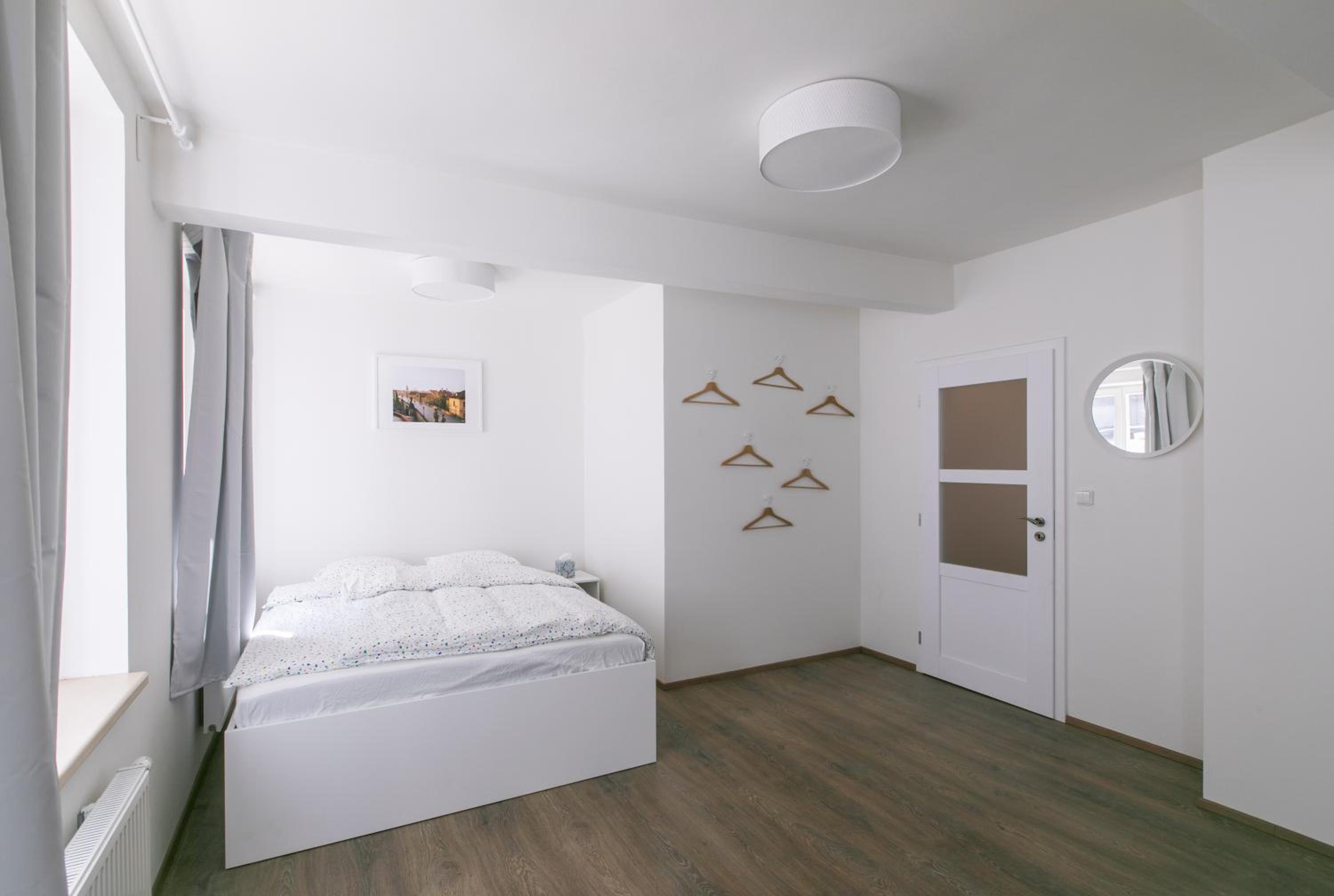 Cozy apartment in quiet courtyard near Charles Bridge