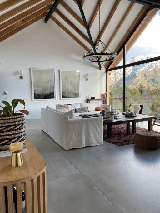 Imponente casa en Arelauquen Golf & Country Club