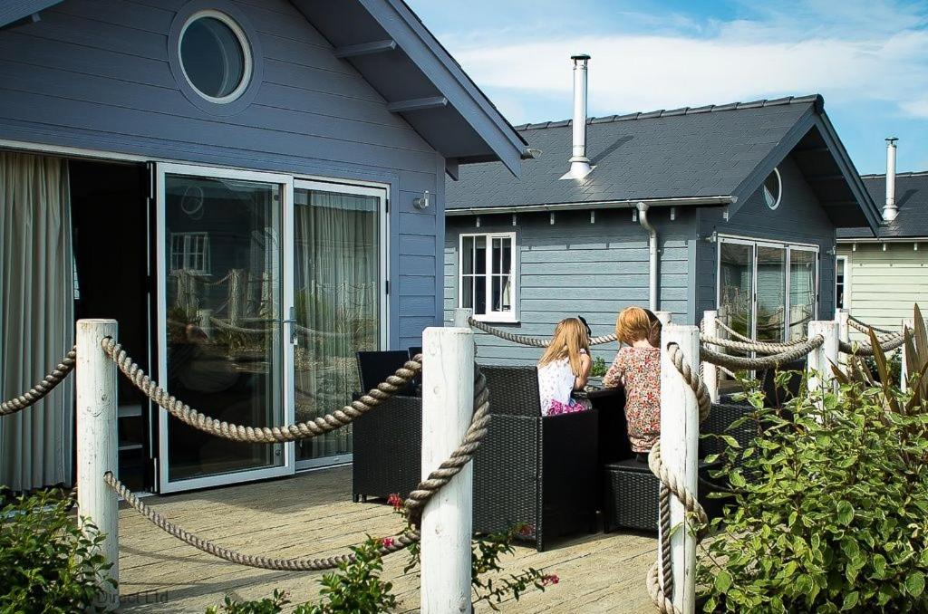 Sea Urchins, The Bay, 2 bedrooms with ensuites, parking for 2 cars, 2 dogs welcome view 2