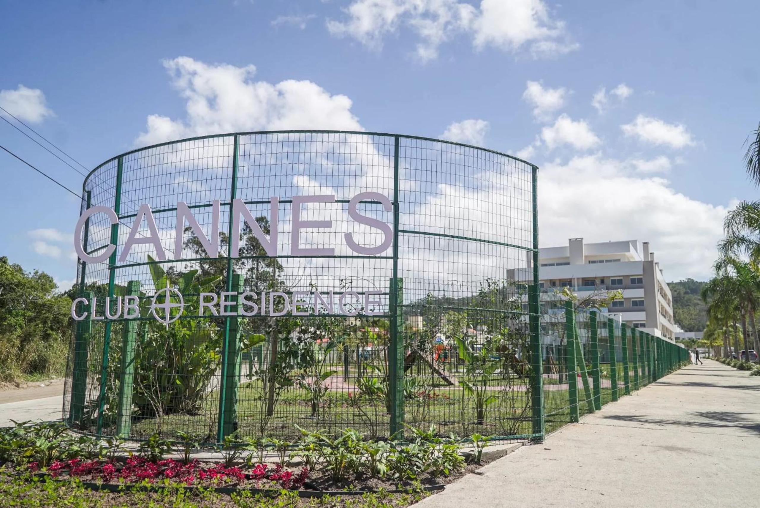 Cannes Club Apto Garden 400m da Praia dos Ingleses