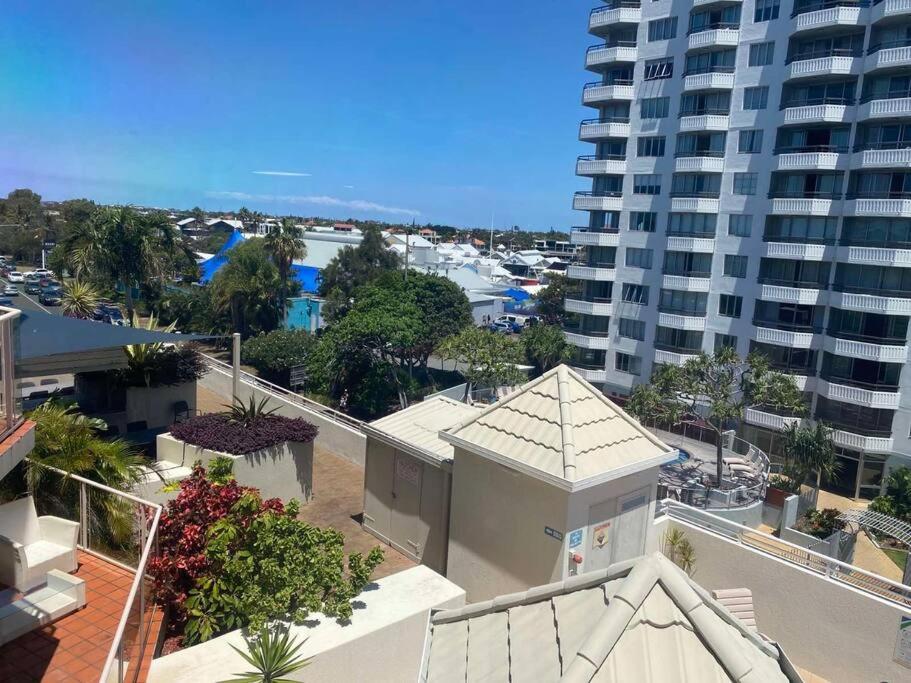Hotel Mooloolaba Beachfront Apartment