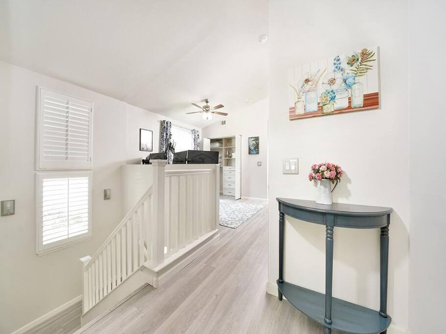 King-30min to Airport-Self Check In-Parking-367Mbps - Property Image 2