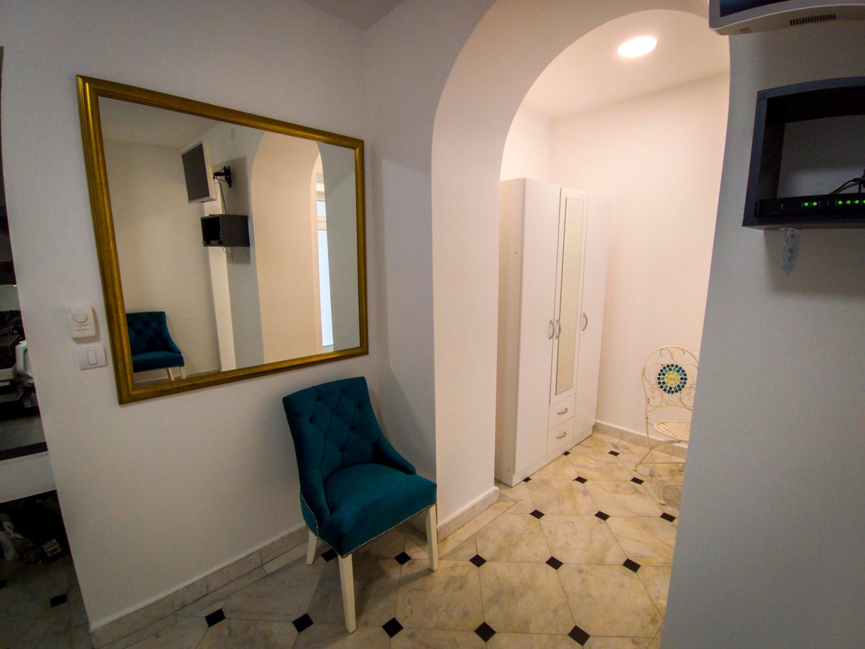 Apartment Alexander I view 3