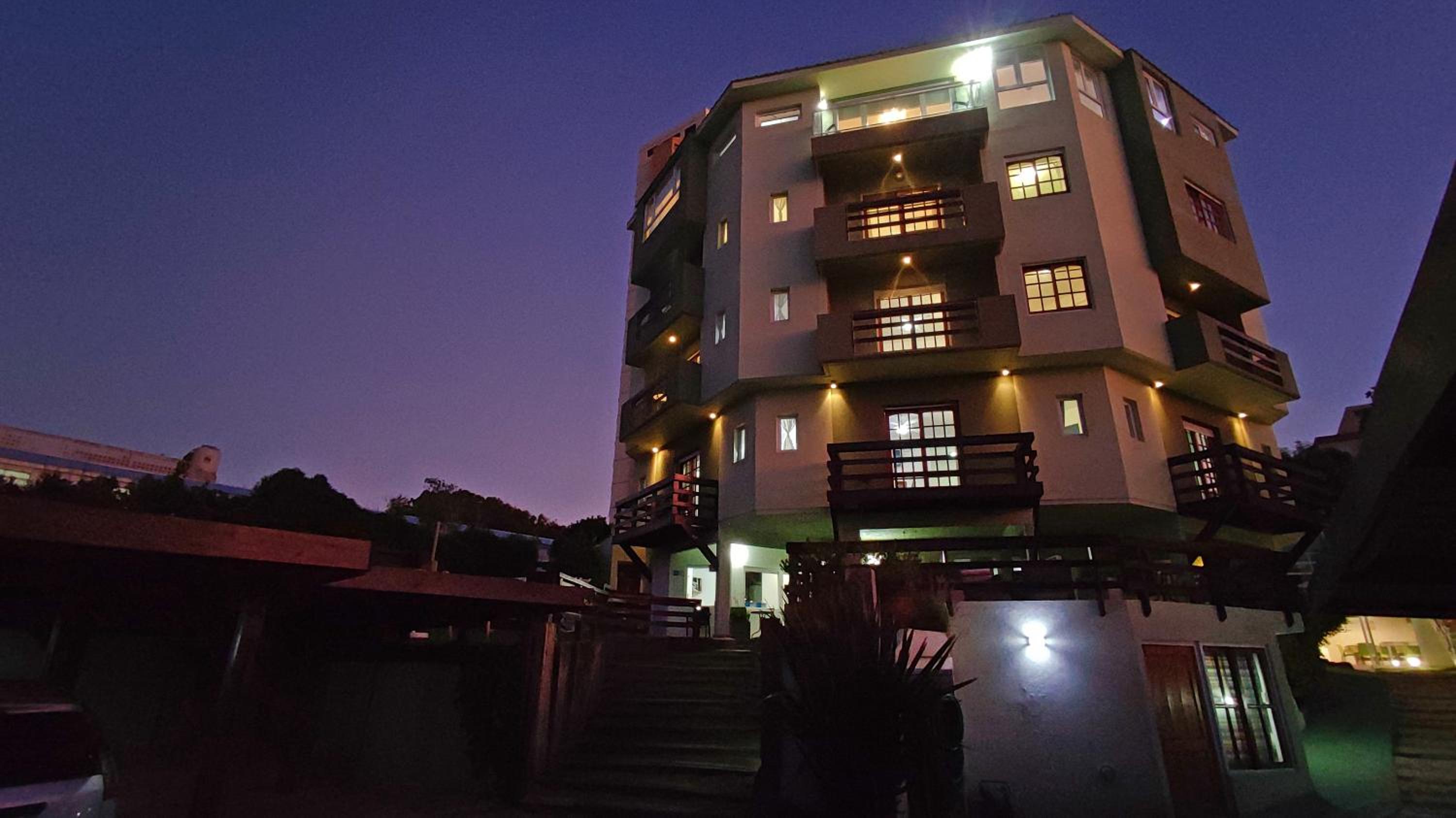 Apart Octogono Condominio