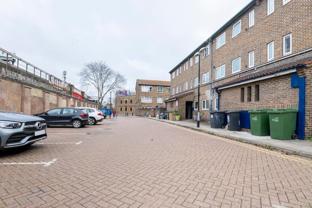 Riverside serviced apartments