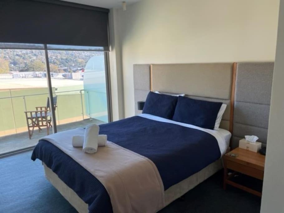 Three bedroom apartment in Sebel complex- on site restaurant, room service, gym and parking