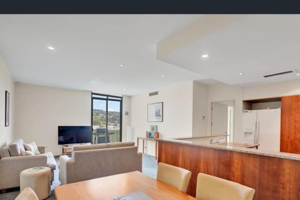 Three bedroom apartment in Sebel complex- on site restaurant, room service, gym and parking