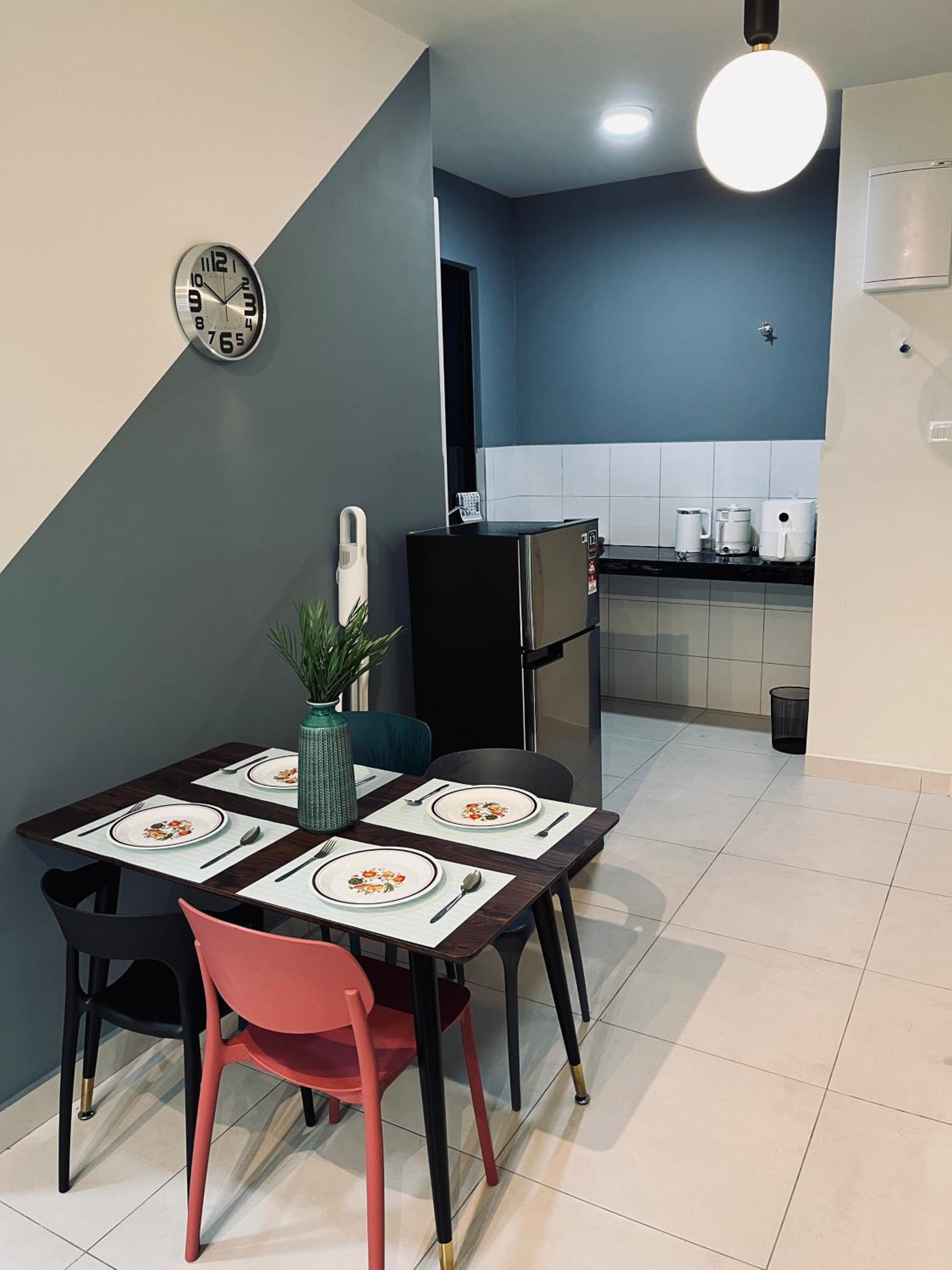 Maxim 2 bedrooms MRT station Cheras Kuala Lumpur HomeStay