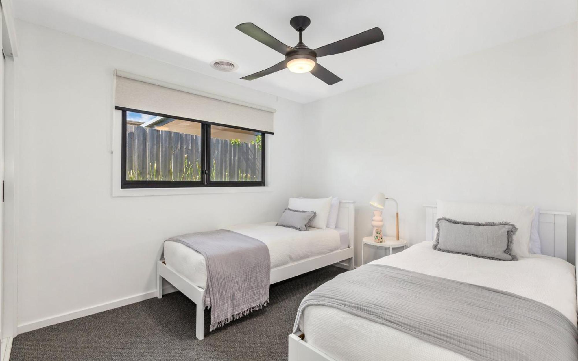 Sunset Shack - Sleeps 6 - Dog friendly!