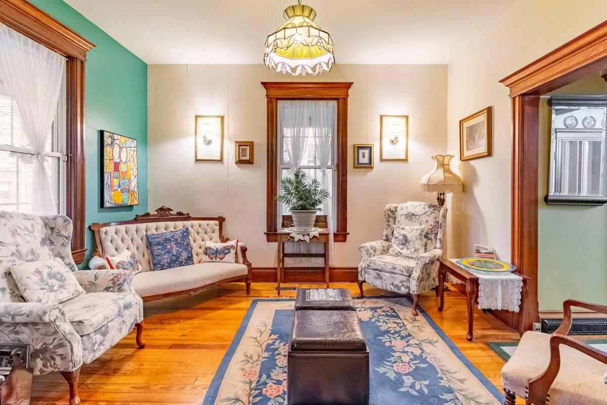 Ye Olde Walkerville Bed & Breakfast