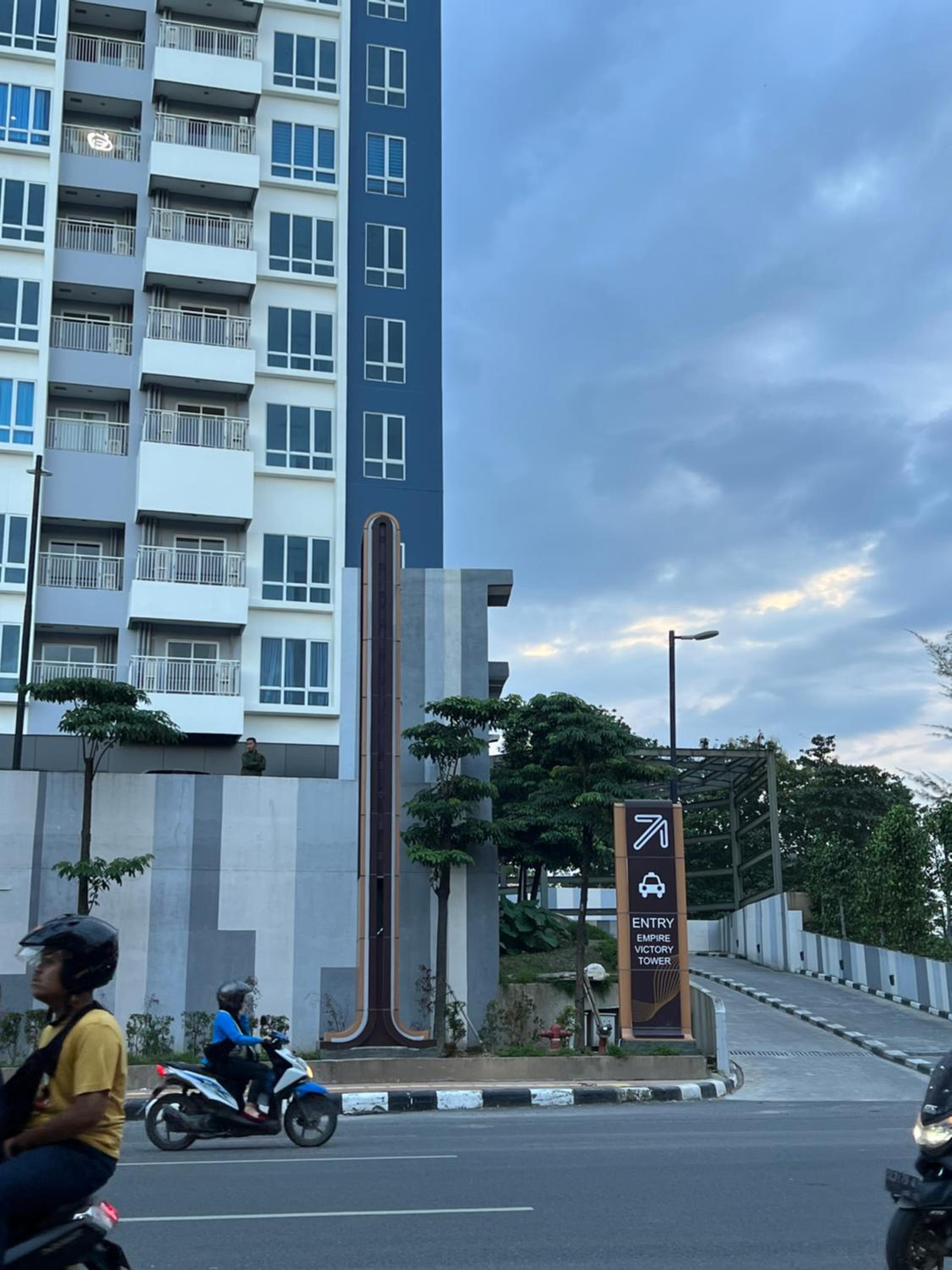 Apartment Podomoro Medan Tower Empire - Japandi Style - 2BR Family Suite 3 beds - 87m view 4