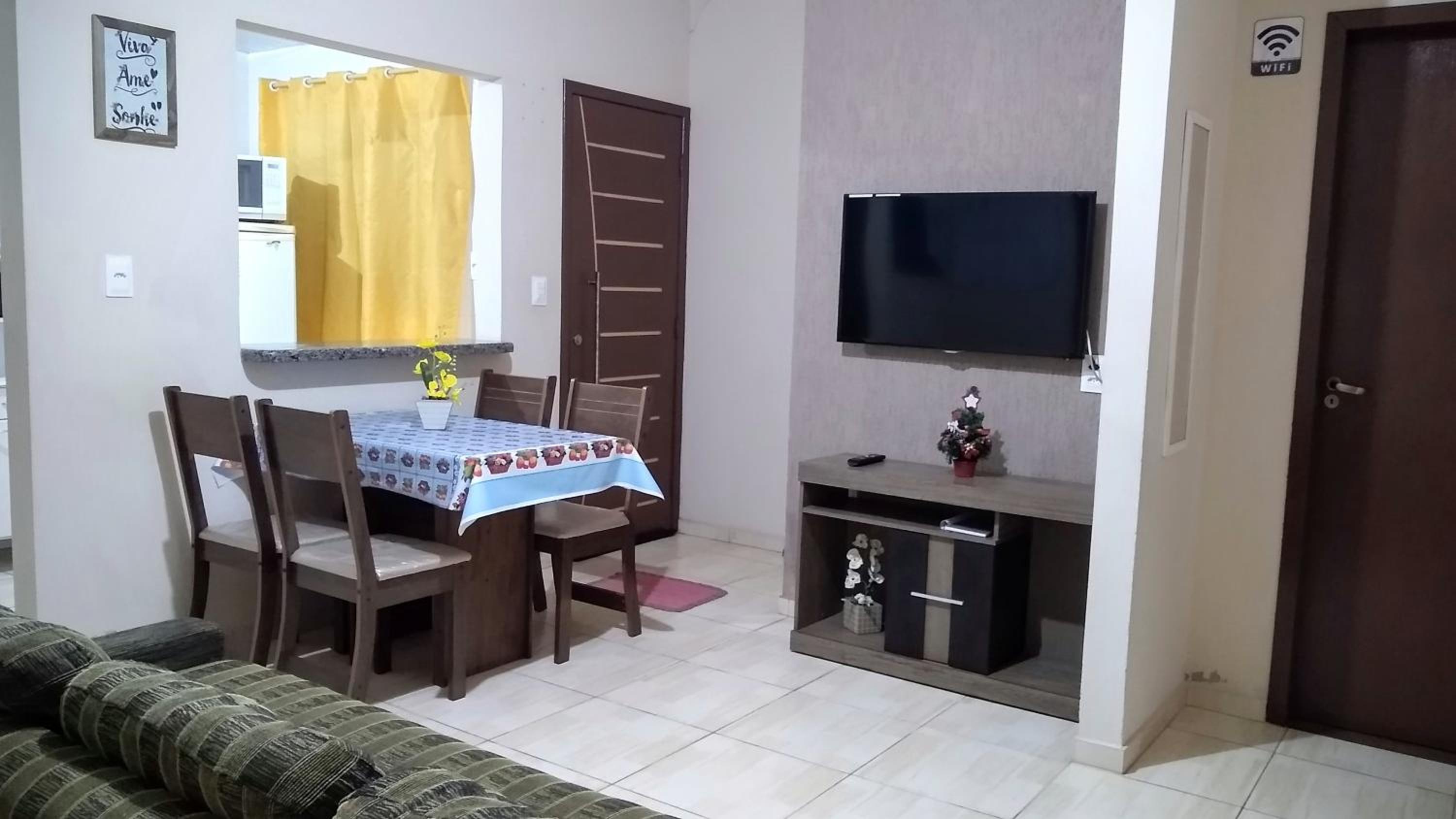 Apto jeito de casa entre mar e montanha AR