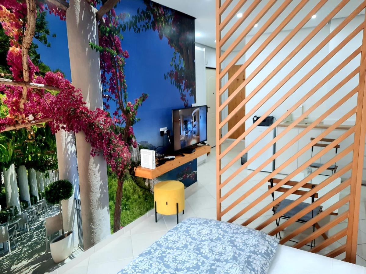 SARANDA PROMENADE APTs