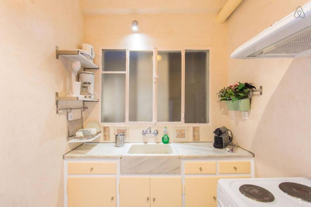 OpenAir HOT TUB/Big Balcony/Great Boutique Apt