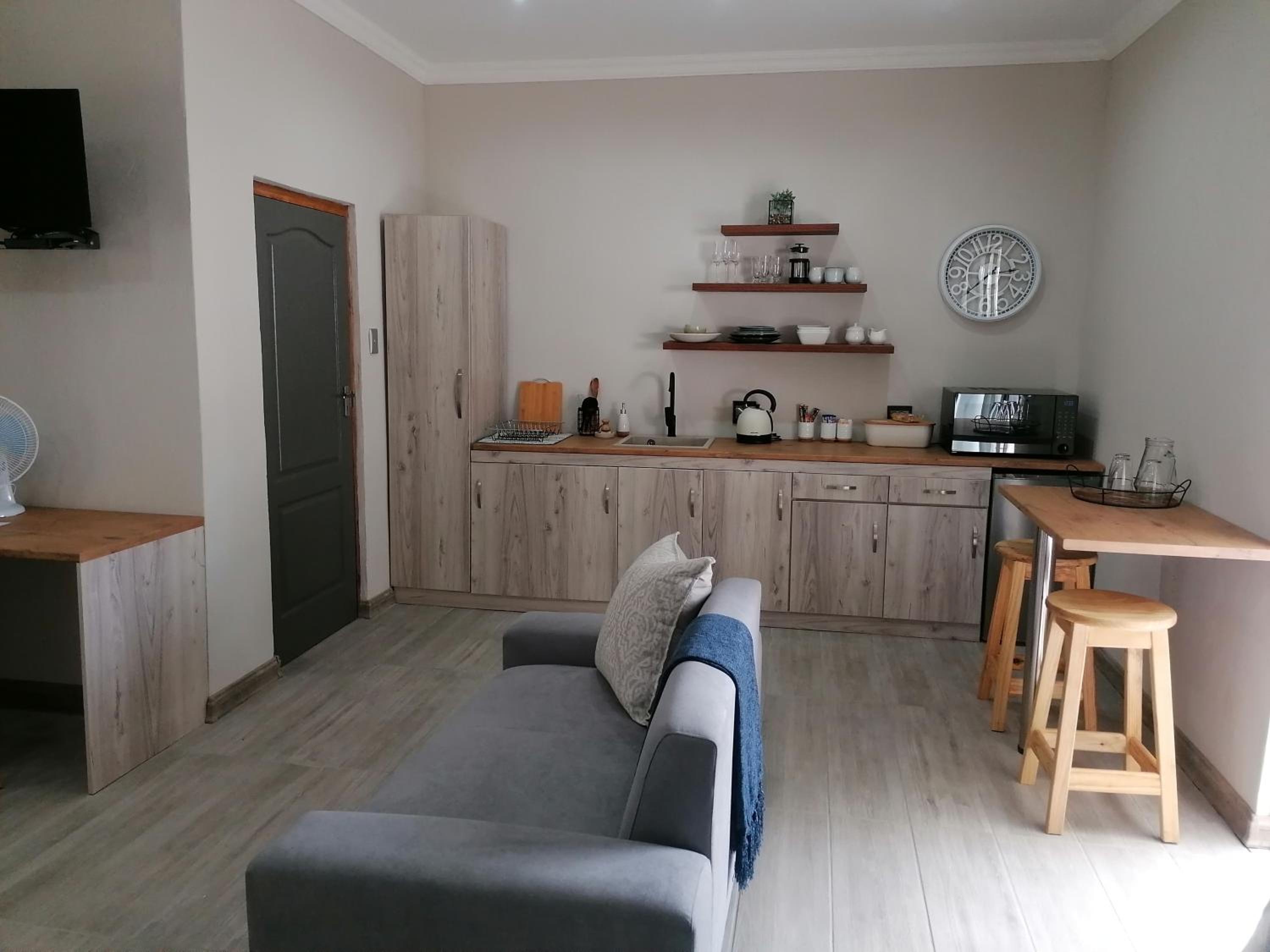 On Enslin selfcatering view 5