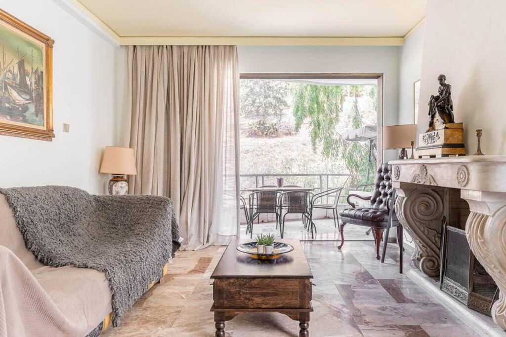 Unique Spacious new 3BDR apt in Mouson/Filopappou