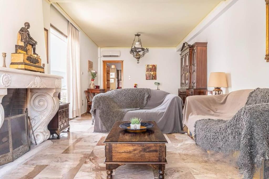 Unique Spacious new 3BDR apt in Mouson/Filopappou