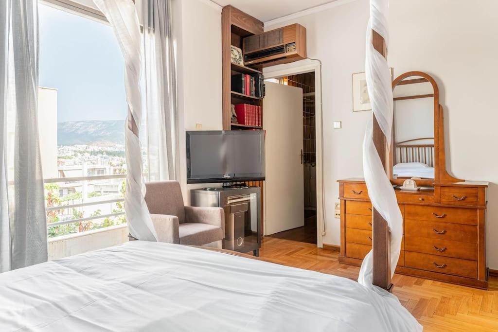 Unique Spacious new 3BDR apt in Mouson/Filopappou