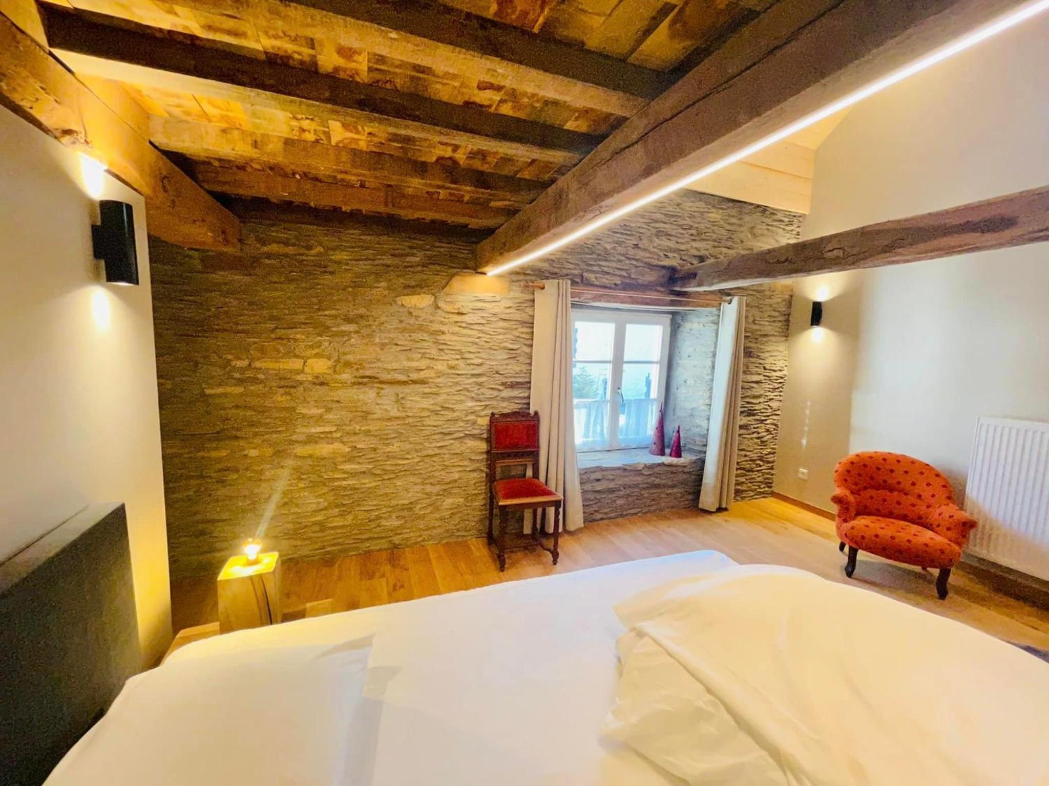 Manoir de Sterpigny, château-ferme 17ème siècle gîte la Tour