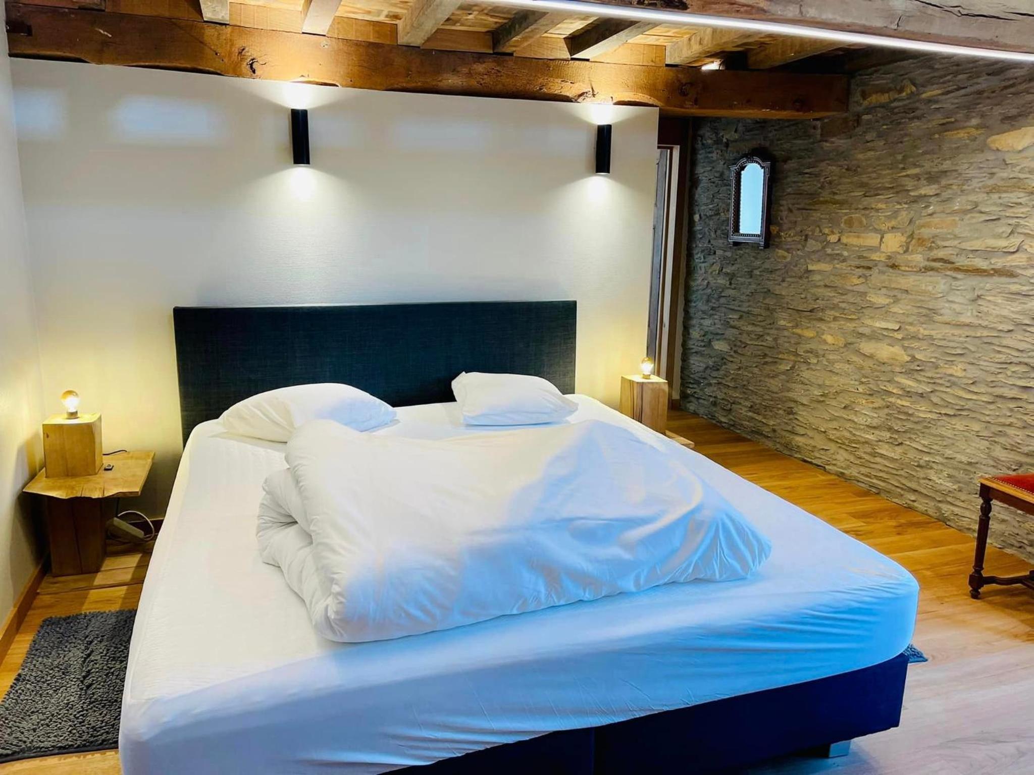 Manoir de Sterpigny, château-ferme 17ème siècle gîte la Tour