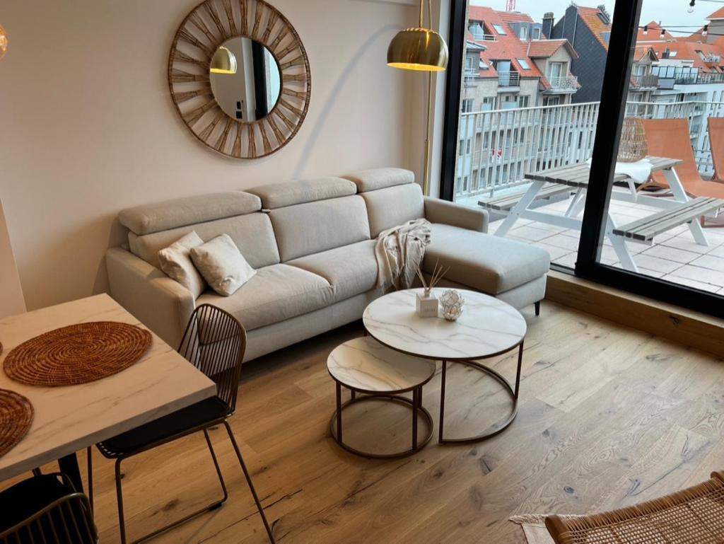 Sea5 @ Nieuwpoort! Penthouse bij zee en winkels