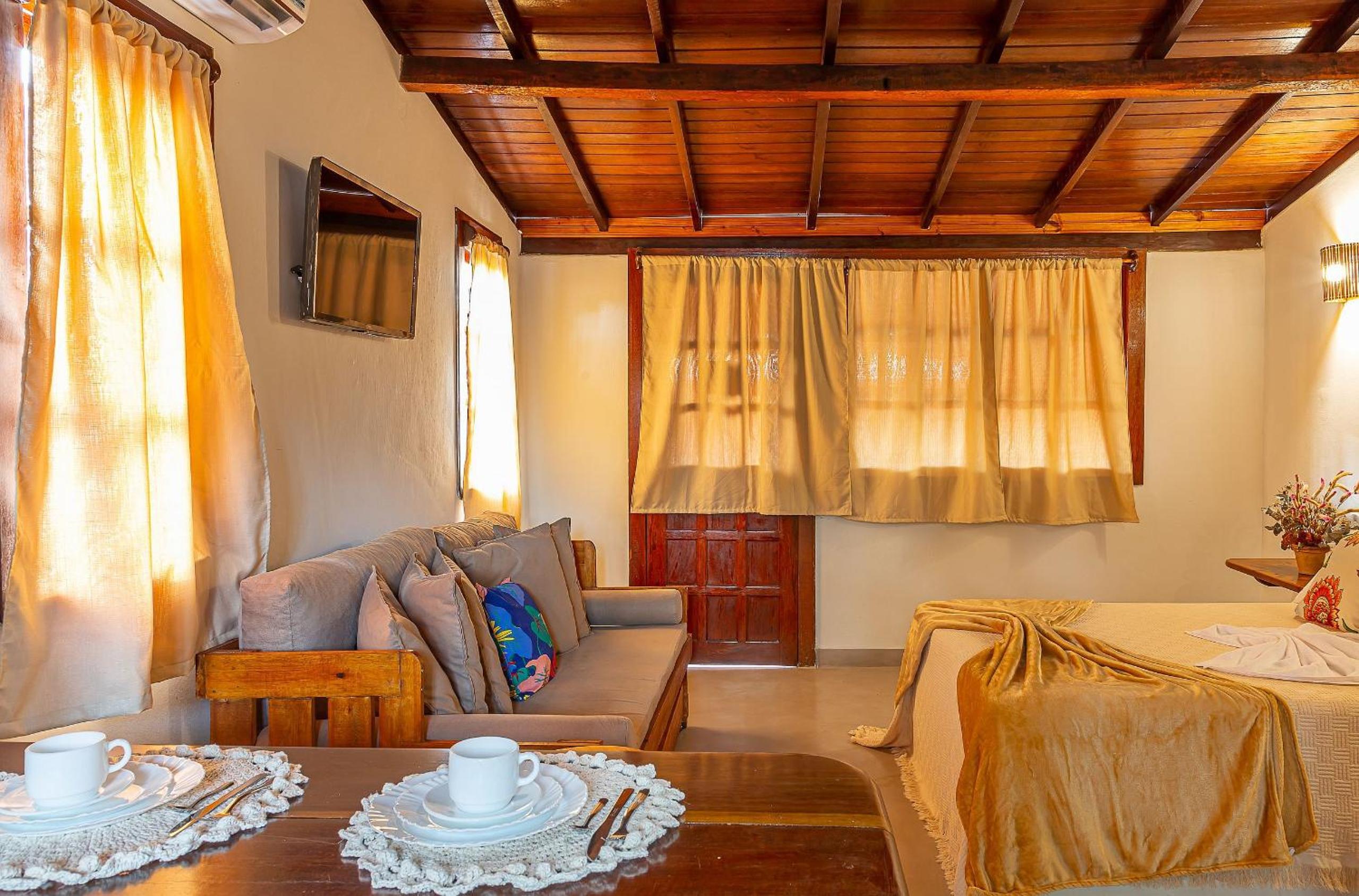 Chalé Chão de Trancoso Studios - Centro!