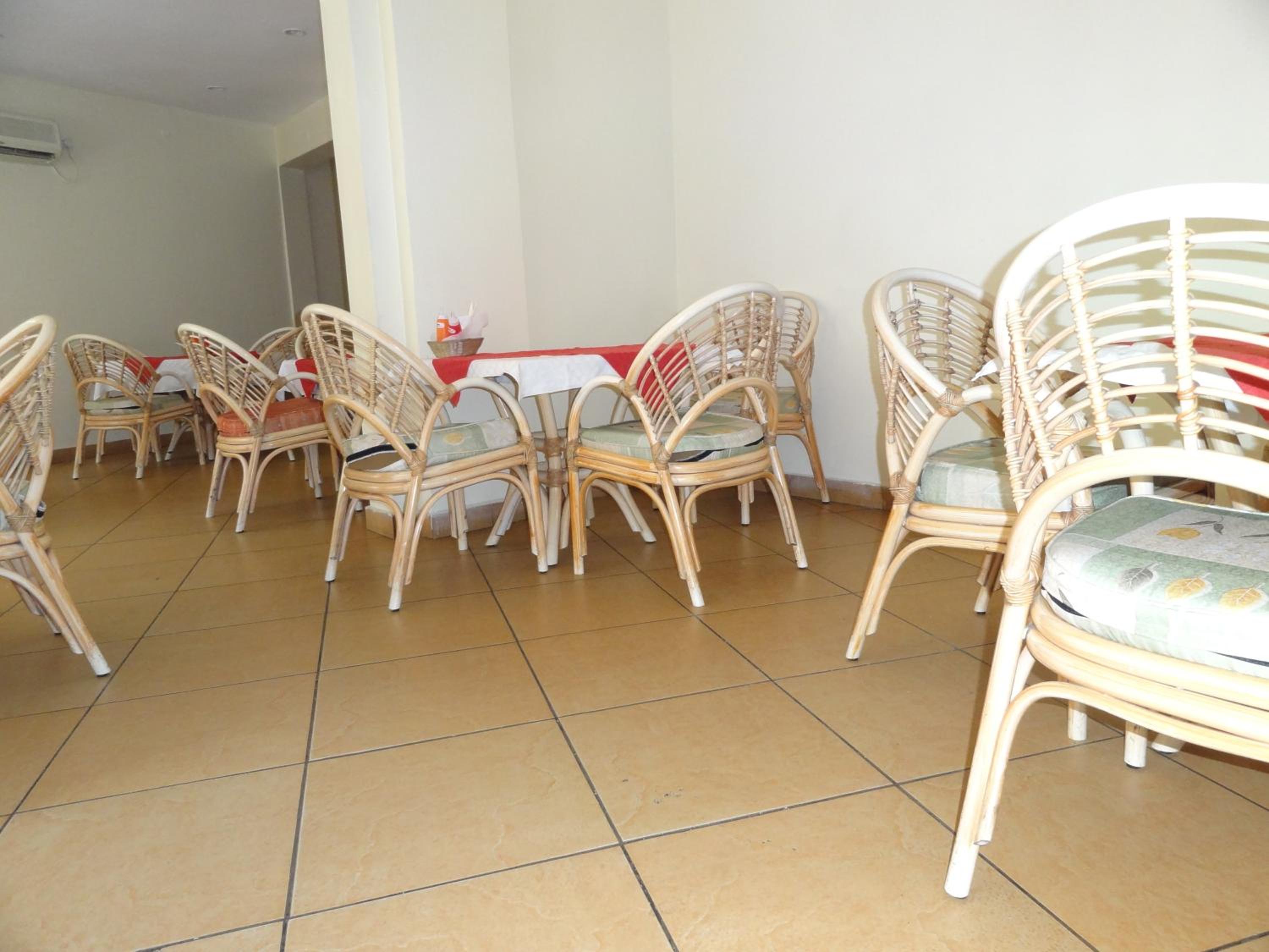 Regency Park Hotel