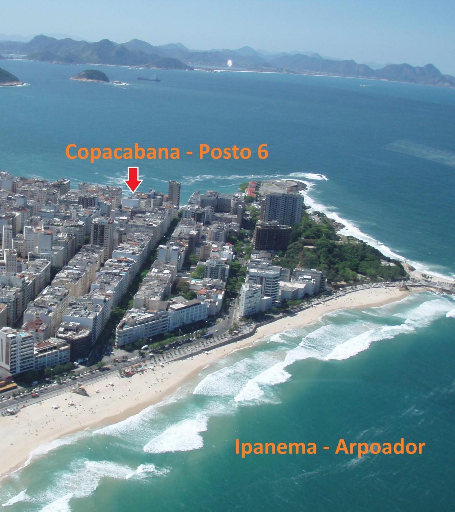 Pé na Areia na Quadra Praia Copacabana melhor localização Rio WiFi 600Mb