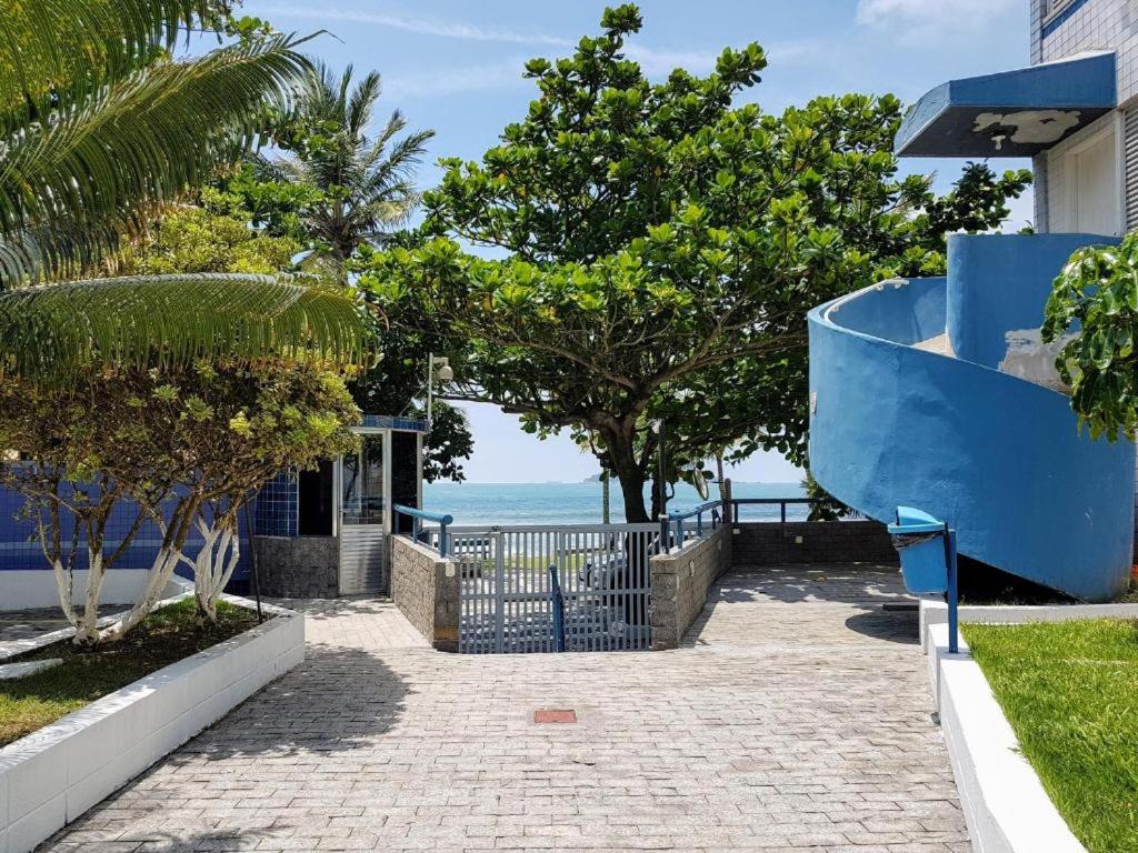 PRAIA TOMBO CONDO FRENTE PRAIA