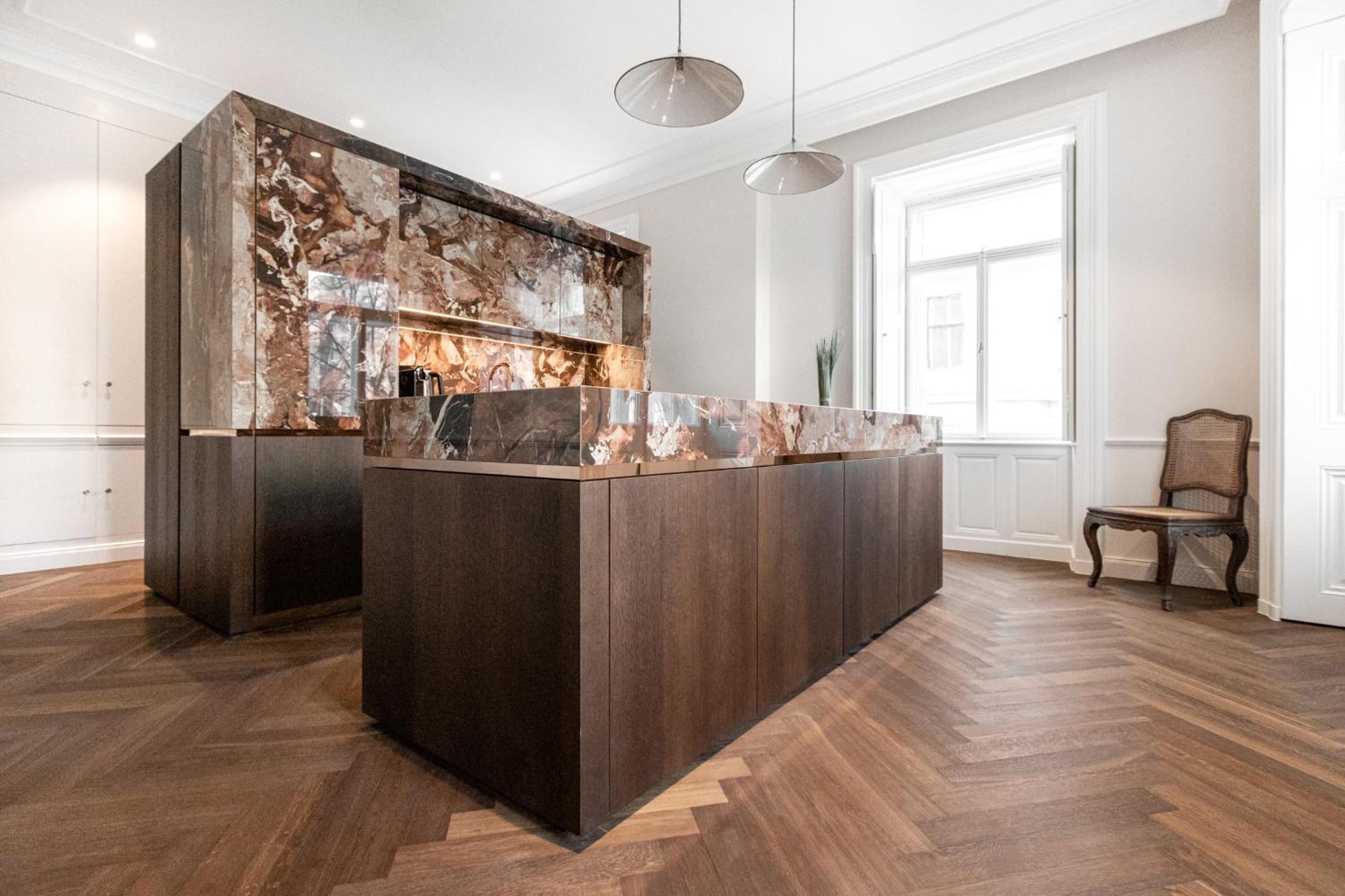 Noble Luxurious Palais