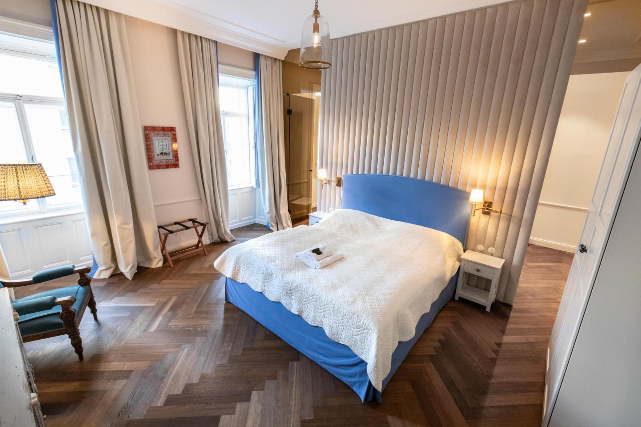 Noble Luxurious Palais