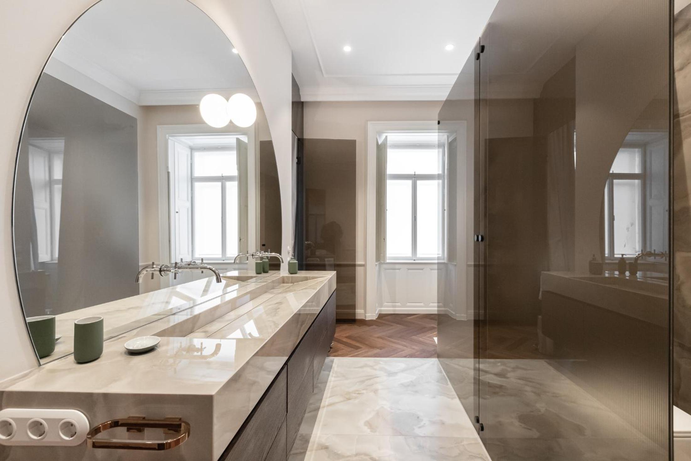 Noble Luxurious Palais