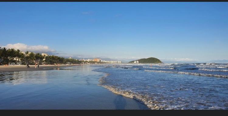 Apartamento lazer na rua da praia view 5