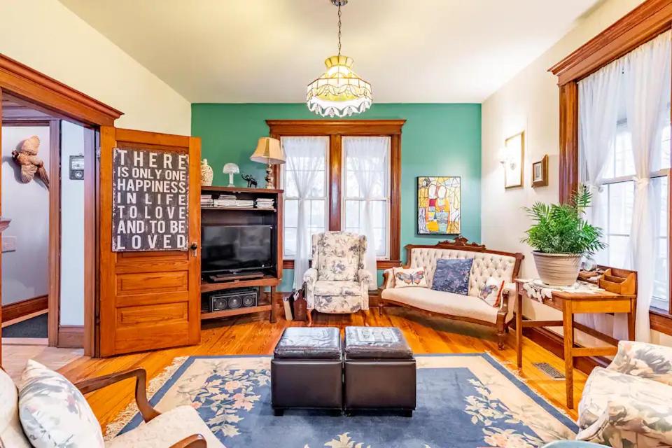 Ye Olde Walkerville Bed & Breakfast