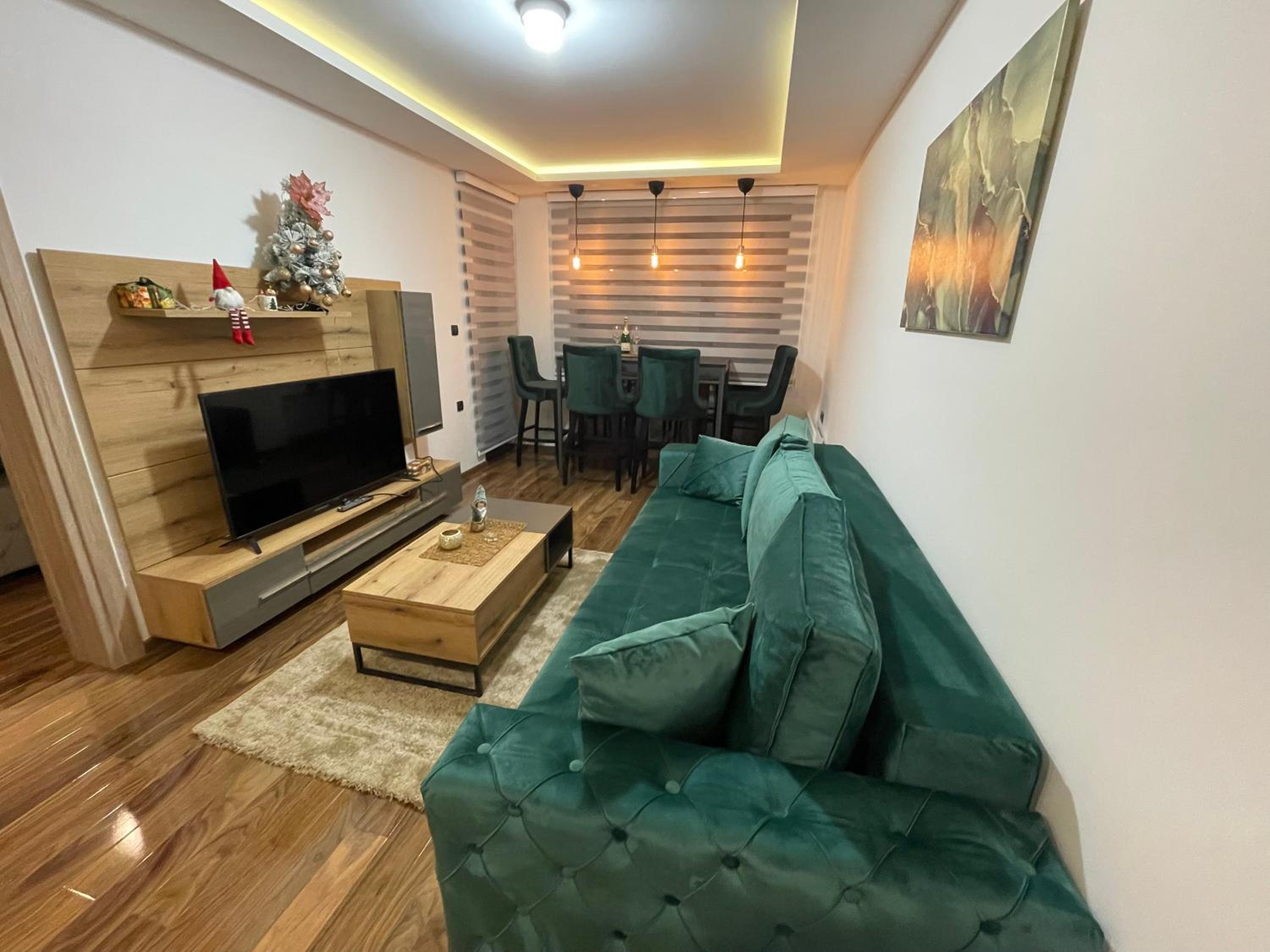 Luxury Sunny Hill view 4