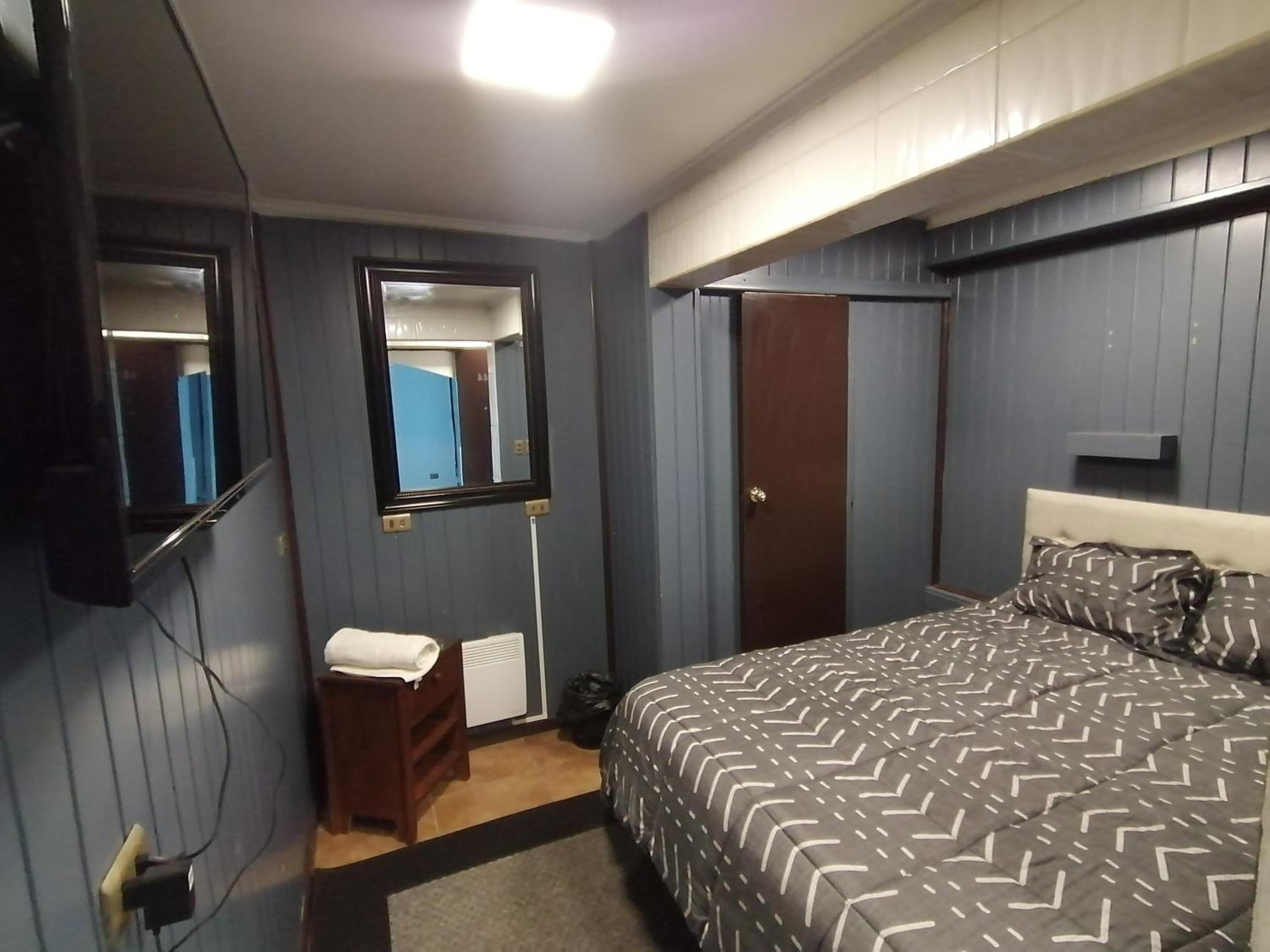 Hostal Santa