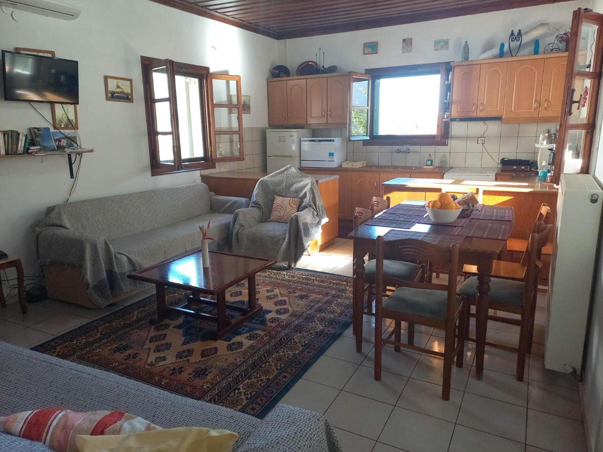 Rodomelo House - 3 Bedrooms view 2