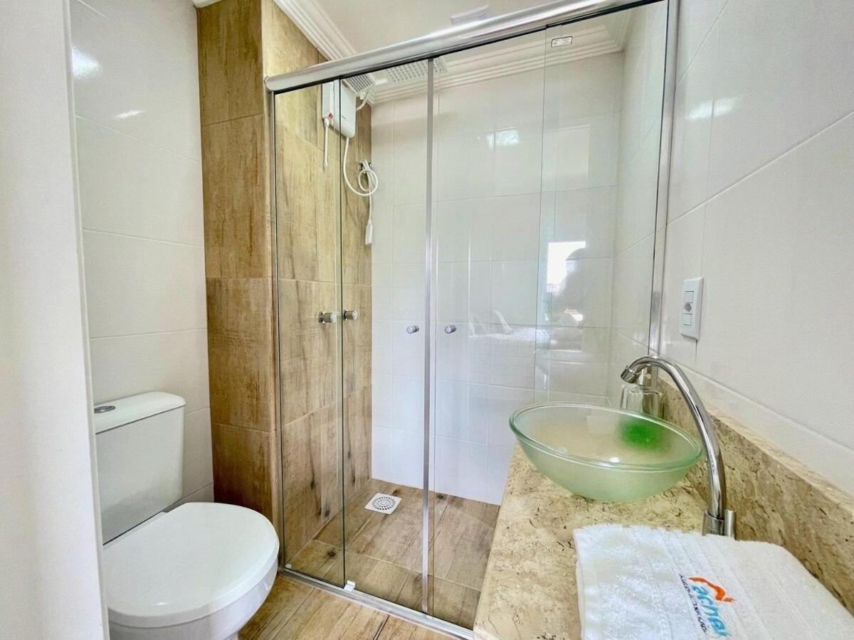 Casa TRIPLEX 3 dorm a 6QD RUA COBERTA CANELA