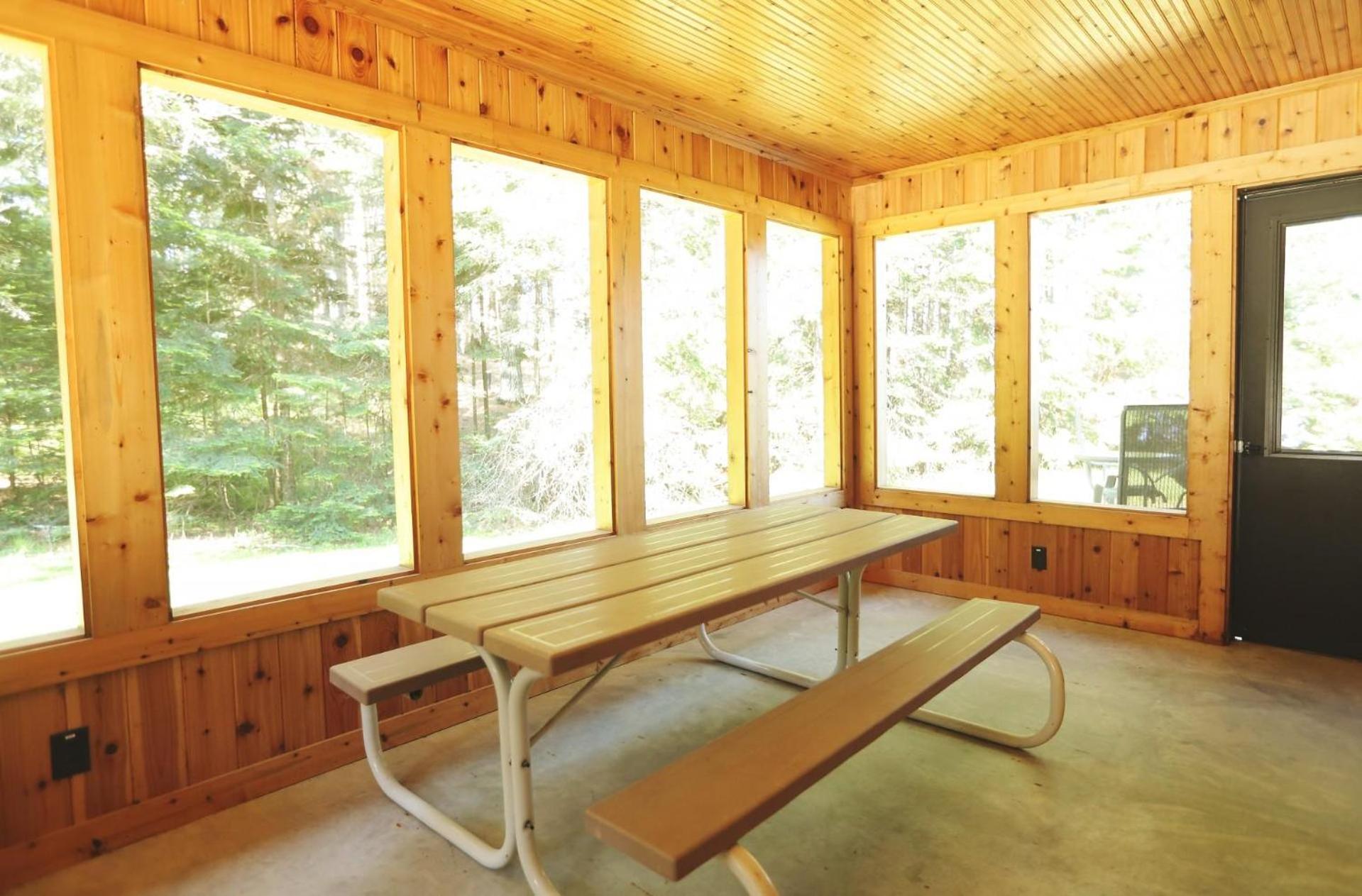 PineCone Cabin
