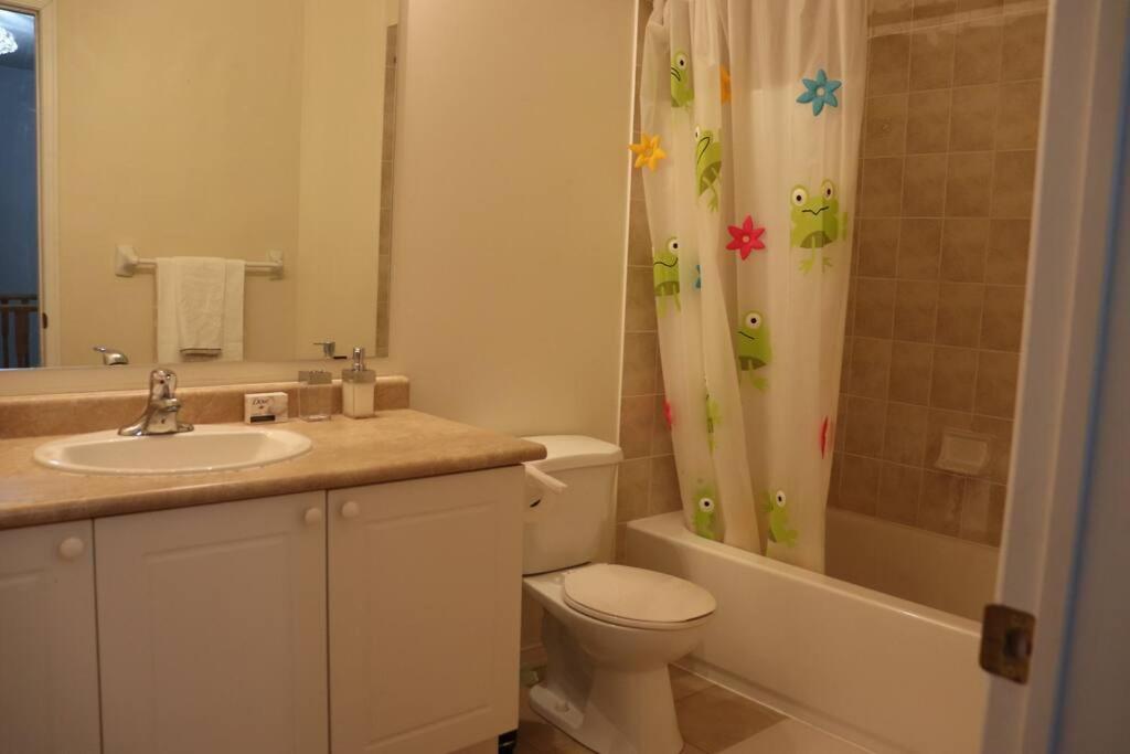 Detached 3 BR home in Ajax,On