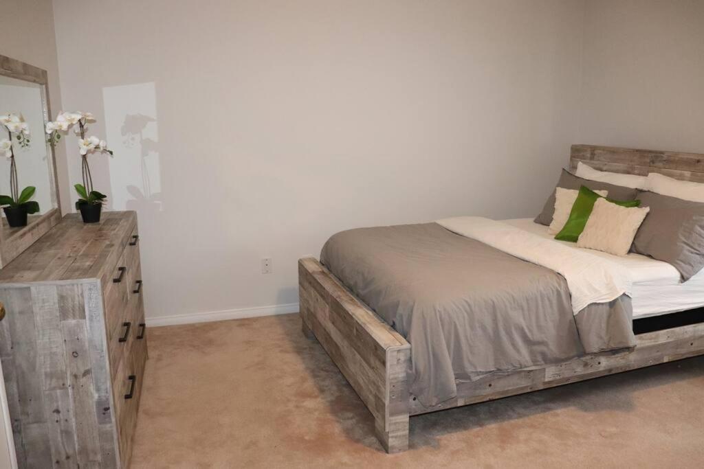 Detached 3 BR home in Ajax,On