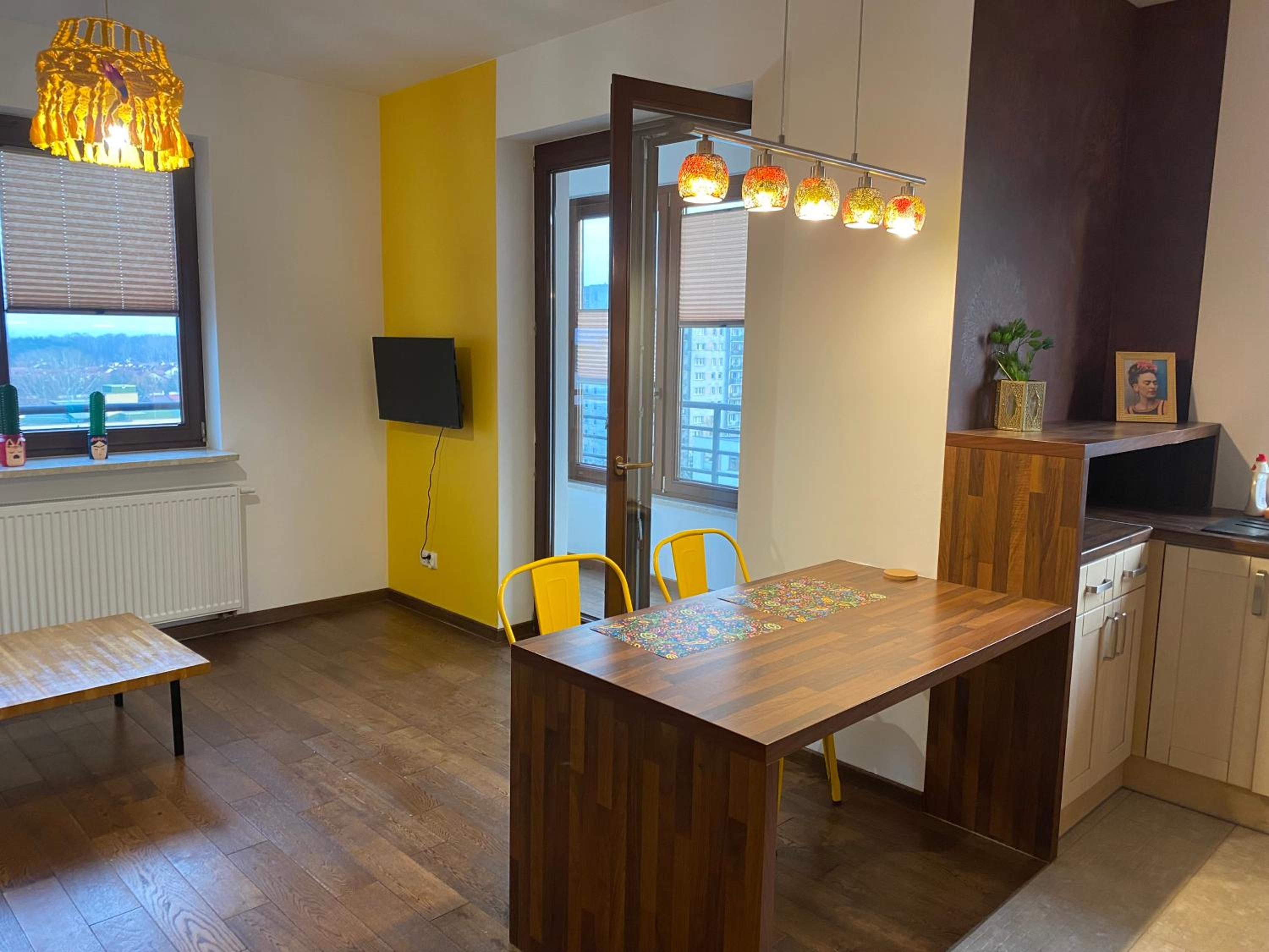 Sunny Life Apartment