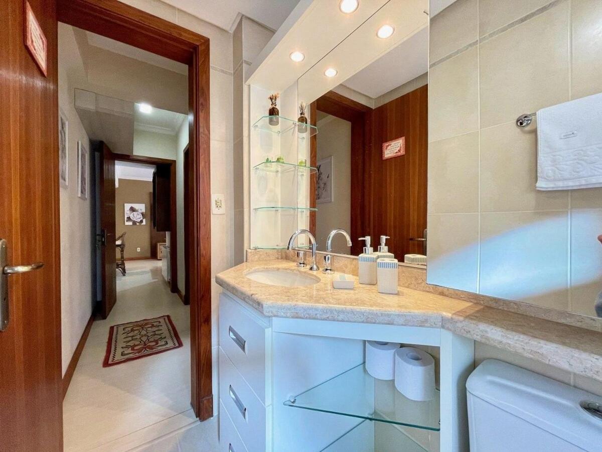 Apartamentos Condado Di Positano no CENTRO by Achei Gramado
